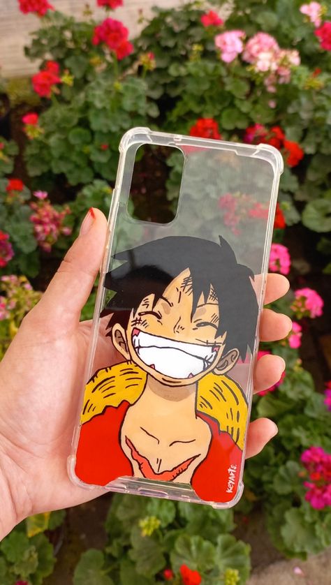 One piece luffy phonecase pintura One Piece Phone Case, Monkey Luffy, Simple Anime, Anime Mobile, Handmade Phone Case, Anime Phone, Dark Phone Wallpapers, Anime Crafts, Aesthetic Desktop Wallpaper