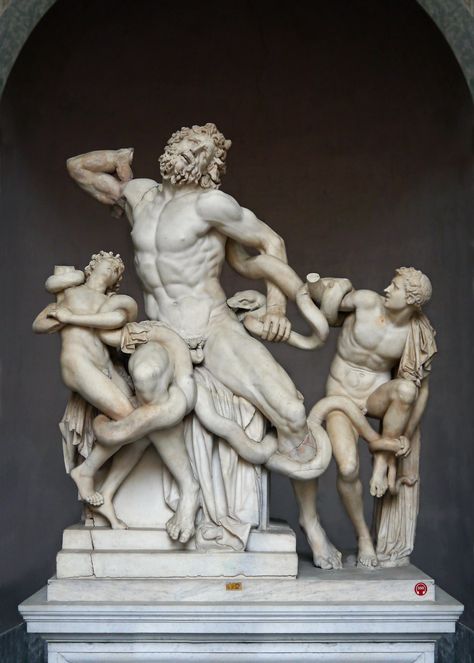 Classical Greek Painting, Roman Greek Statues, Laocoön And His Sons, Vatican Statues, Sculpture Art Classic, Famous Greek Sculpture, Famous Statues, Historical Sculptures, Greek Paintings