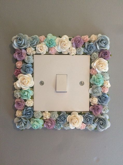 Light Switch Covers Diy Paint, Light Switch Covers Diy, Tidy House, Snug Room, Wall Switch Plates, Glitter Headbands, Floral Initial, Paper Flower Crafts, Heart Lights