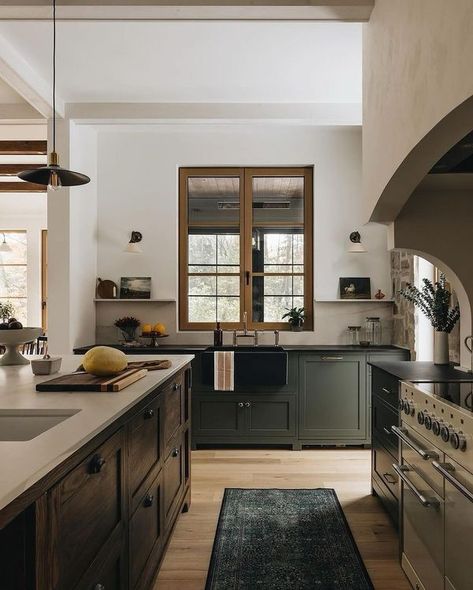 Kitchen Cabinets With White Walls, Cabinets With White Walls, English Modern Interior, Traditional Modern Home, International Interior Design, Devol Kitchens, European Style Homes, Earthy Home, Becki Owens