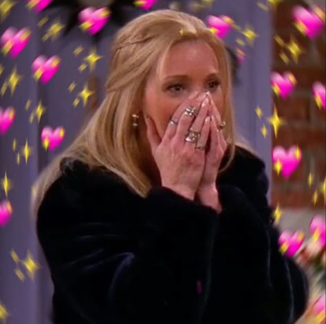 Friends Pfp Show, F R I E N D S Aesthetic, Friends Reaction Pics, Me In Characters, Friends Pfp, Friends Phoebe, Friends Tv Quotes, Friends Best Moments, Friends Scenes