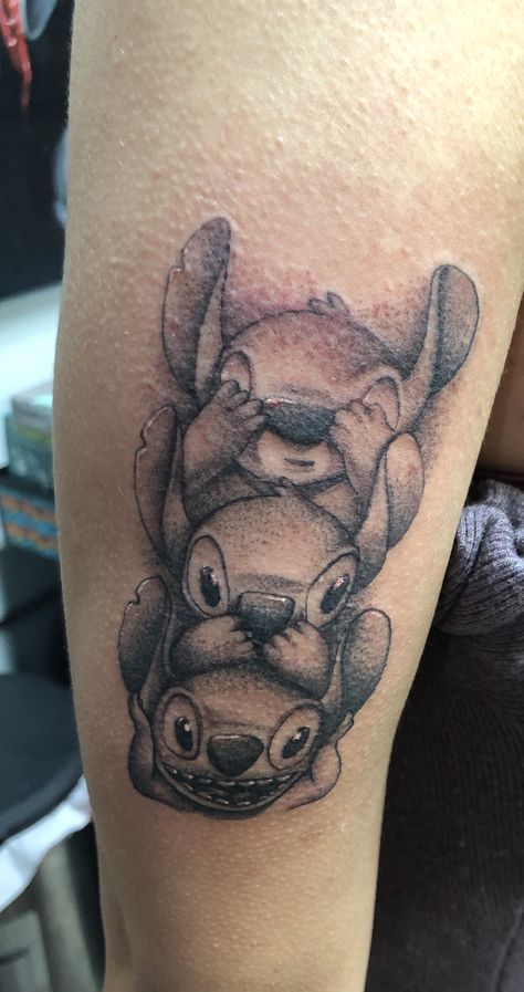 See no evil stitch Hear No Evil See No Evil Tattoo Cartoon, Evil Stitch Tattoo, Hear No Evil See No Evil Tattoo Ideas, Evil Stitch, Hear No Evil See No Evil Tattoo, Diana Tattoo, Tattoo Artist Tips, Disney Stitch Tattoo, Voodoo Doll Tattoo