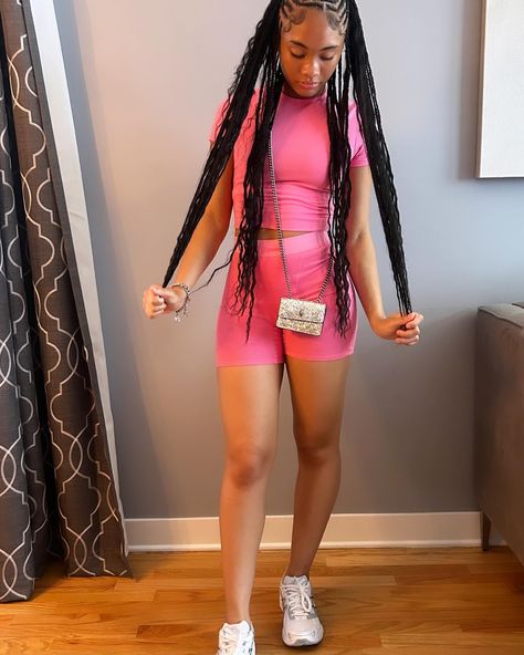 Pink Skims Outfit Black Women, Skims Outfit Black Women, Skims Outfit, Pretty Lifestyle, 19th Bday, Fly Fits, Buy List, Set Outfits, Fly Girl