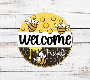 Bee Classroom, Friends Cartoon, Honey Bee Decor, Cartoon Bee, Summer Door Hanger, Welcome Boards, Friend Cartoon, Welcome Friends, Bee Crafts