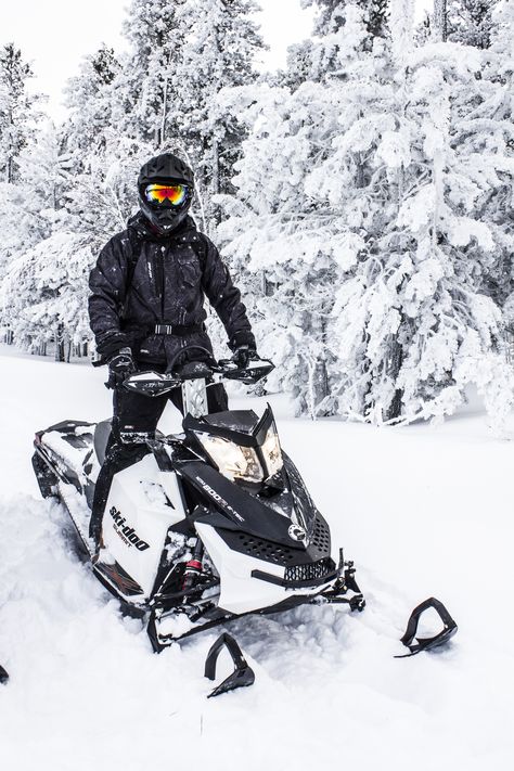 Hale Portraits, South Dakota Snowmobile Photography, Snowmobiling Girl, Skidoo Snowmobile, Snowmobile Girl, Snow Machine, Snow Trip, Ski Trip, Extreme Sports, Snowmobile