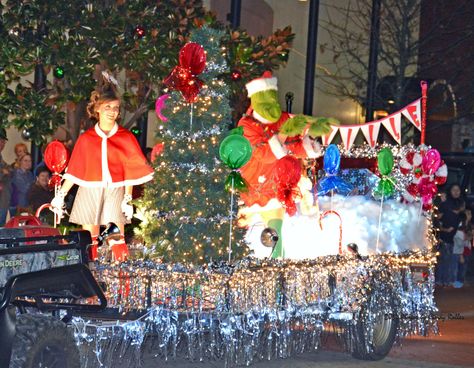 Grinch Float Ideas, Grinch Christmas Float Ideas, Grinch Christmas Float, Grinch Float Parade Ideas, Grinch Parade Float, Grinch Parade Float Ideas, Grinch Float, Parade Float Ideas, Christmas Parade Floats