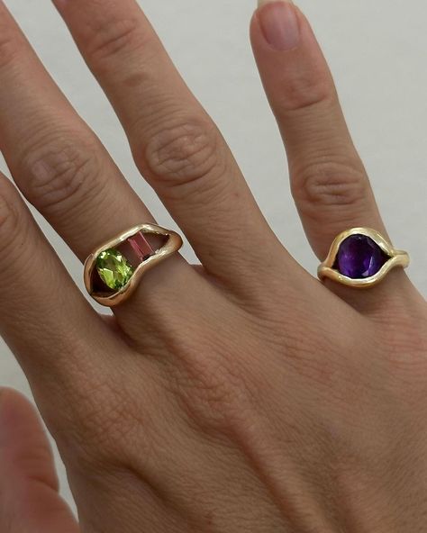 Gemstone Rings Unique, Grandmas Jewelry, Family Jewels, Jewelry Lookbook, Funky Jewelry, Bling Rings, Hand Jewelry, Pretty Rings, Jewelry Inspo