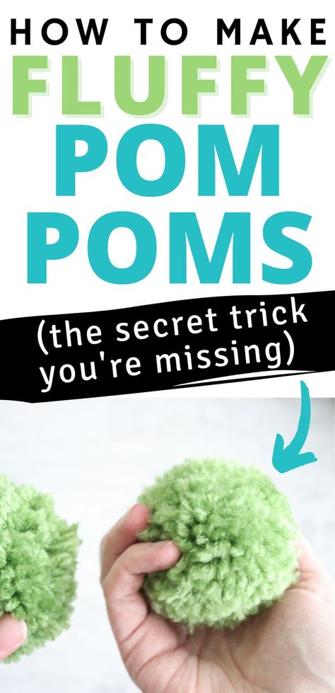 fluffy yarn pom pom tutorial and video Diy Yarn Pom Pom, Fluffy Pom Poms, Pompon Diy, Pom Pom Tutorial, Pom Pom Animals, Pom Crafts, Diy Pom Poms, Pom Pom Rug, Pom Pom Wreath