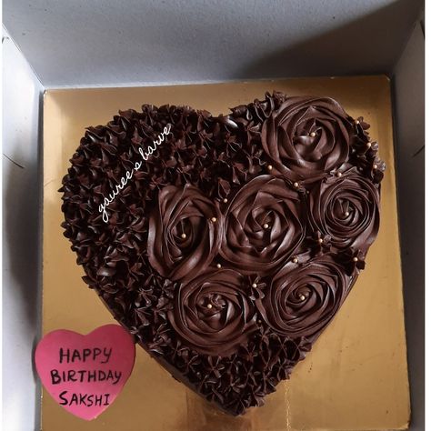 Heart shape cake, Heart Shape Chocolate Cake Designs, Dessert Quotes, Heart Shape Cake, Chocolate Cake Designs, Shape Cake, Heart Shaped Chocolate, Heart Shaped Cakes, Birthday Chocolates, Choco Chips