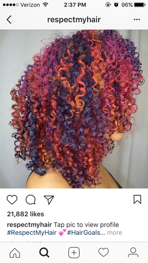 Colorful Curly Hair, Dyed Curly Hair, Bold Hair Color, Hot Hair Colors, Colored Curly Hair, Dyed Natural Hair, Beautiful Curly Hair, Pretty Hair Color, Hair Crush