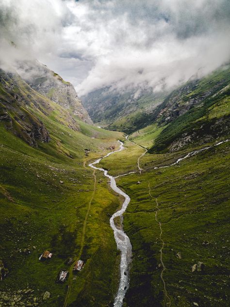 aerial photography of river between mountains #valley #ravine #stream #landscape #cloud #fog #mist #river #green #hillside #mountain #outdoor #wilderness #grass #hill #misty #foggy #cloudy #overcast #cabin #4K #wallpaper #hdwallpaper #desktop Aosta Italy, River Pictures, Lock Screen Backgrounds, Between Two Worlds, Forest Photos, Image Nature, San Francesco, Desktop Pictures, Take Better Photos