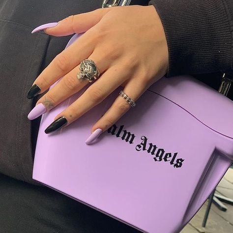 Black And Purple Nails, Purple Acrylic Nails, Black Acrylic Nails, November Nails, Edgy Nails, Grunge Nails, Simple Acrylic Nails, Her Nails, Nail Swag