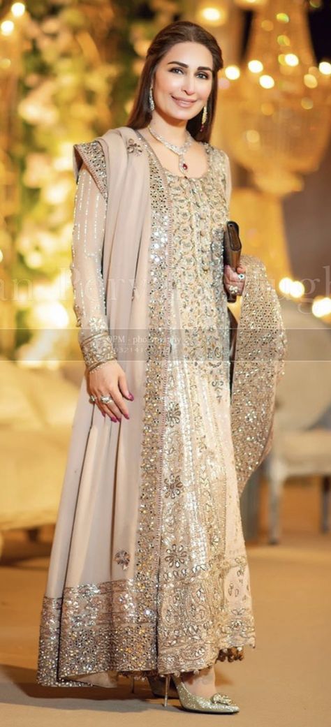 Groom Mother Dress Pakistani, Sister Dress For Wedding, Bride Sister Dress, Fancy Dress Material, 2024 Bride, Dress For Bride, Dresses For Wedding Guests, Mother Dress, Pakistani Designer Clothes