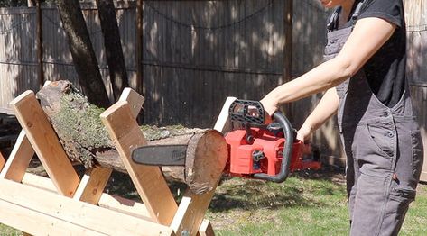 Diy Sawbuck, Firewood Rack Plans, Saw Horses, Buck Saw, Log Saw, Saw Horse, Diy Handyman, Router Jig, Trim Router