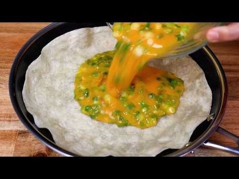 Pour eggs on the tortilla and you'll be surprised at the result! Simple & delicious - YouTube Eggs On A Tortilla, Egg And Tortilla Skillet, Tortilla Egg Breakfast, Tortilla Ideas, Egg Tortilla, Egg Skillet, Easy Brunch, Egg Breakfast, Corn Tortillas