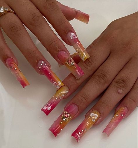 💎😌 Oldies Nails, Dominican Nails, Unique Acrylic Nails, Long Square Acrylic Nails, Bling Acrylic Nails, Short Acrylic Nails Designs, Nails Summer, Pink Acrylic Nails, Square Acrylic Nails