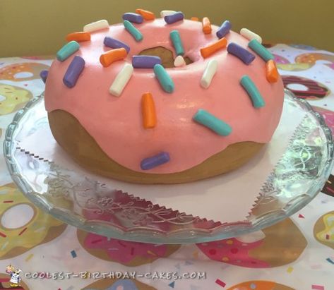 Cool Cakes, Donut Icing, Easy Birthday Cake, Donut Birthday Cake, Fondant Tips, Cake Pan Set, Donut Cake, Pizza Cake, Donut Birthday