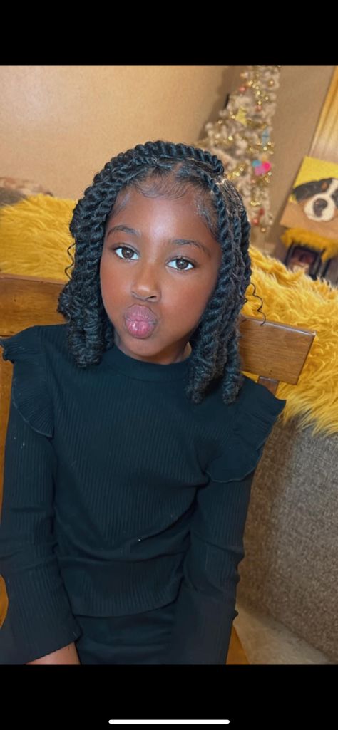 Island Twist For Kids, Twist Hairstyles For Kids Natural Hair, Kids Box Braids Styles Children, Quick Braided Hairstyles For Black Kids, Kids Twist Hairstyles, Twist Hairstyles For Kids, Twist Hairstyle Kids, Afro Hairstyles For Kids, Big Twist Braids Hairstyles