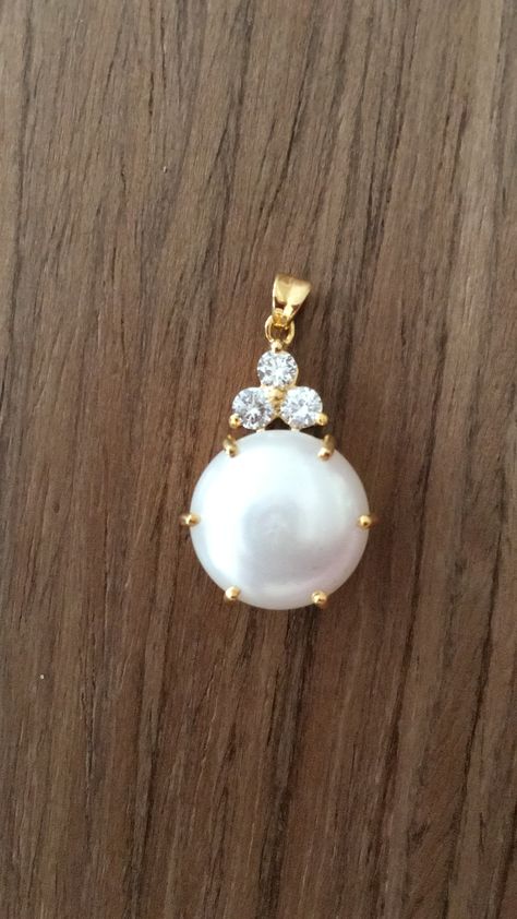 Pearl Dollars Gold, Ladies Gold Rings, Ruby Necklace Designs, Pearl Locket, Ruby Jewelry Necklaces, Pearl Chains, Gold Necklace Wedding, Gold Pendent, Gold Pearl Jewelry