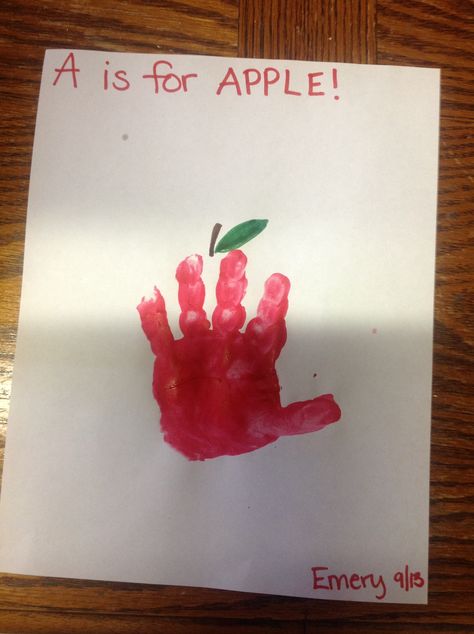 Handprint apple #letteroftheweek #prechoollearning Infant Classroom, Farm Craft, Handprint Gifts, Red Crafts, Letters And Sounds, Apple Activities, Apple Craft, Baby Art Projects, Bug Crafts