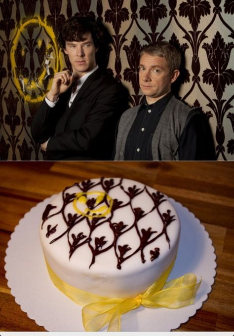 Sherlock Sherlock Cake, Sherlock Birthday, Sherlock Party, Chinese Novel, My Birthday Cake, Dessert Recipies, Cake Stuff, Bbc Sherlock, My Obsession