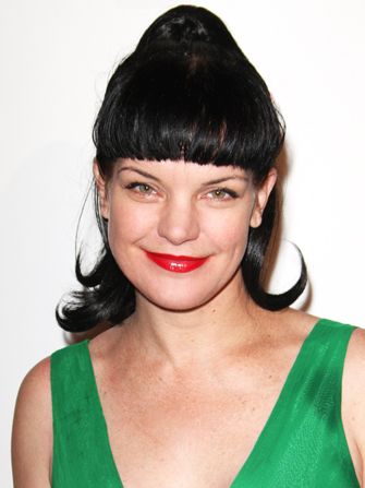 Why this prime time star was hospitalized Hair Dye Allergy, Pauley Perrette, Dyed Natural Hair, High Fashion Looks, In The Hospital, Style Steal, Prime Time, The Hospital, Hair Dye