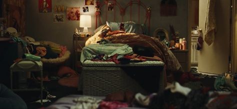 Euphoria Room Aesthetic, Euphoria Bedroom, Sydney Sweeney Euphoria, One Point Perspective Room, Perspective Room, Kendall Jenner Aesthetic, Cassie Howard, Mtv Cribs, Sydney Sweeney