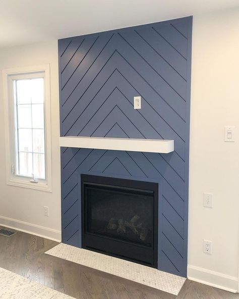 Fix-It Contracting on Instagram: “After ➡️ Before Shiplap Fireplace • 5.5” Shiplap • Chevron Pattern • 1x2 Borders • Mantle - 48” x 7” x 4” • Paint - SW6243…” Modern Shiplap Fireplace, Shiplap Fireplace Ideas, Modern Shiplap, Rustic Farmhouse Fireplace, Diy Shiplap Fireplace, Fireplace Accent Walls, Fireplace Feature Wall, Basement Designs, Built In Electric Fireplace