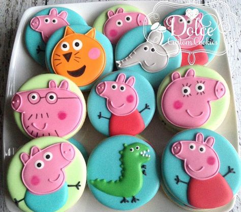 Peppa Pig Cookies, Pig Decorations, Peppa Pig And Friends, Flood Cookies, Peppa Pig Birthday Decorations, Peppa Birthday, Peppa Pig Decorations, Peppa Pig Birthday Cake, Cookie Decorating Icing