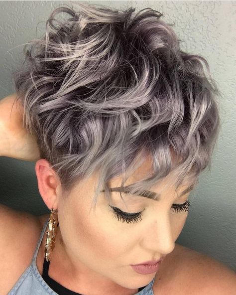 Pretty Pixie Haircut, Best Short Hair Style Ideas for Women Nice Short Haircuts, Short Wavy Hairstyles For Women, Messy Pixie Haircut, Short Wavy Hair, Best Short Haircuts, Very Short Hair, Penteado Cabelo Curto, Short Pixie Haircuts, Short Hair Styles Pixie