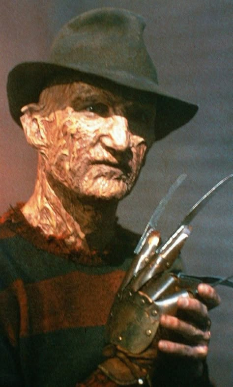 Freddy Krueger Kylie Jenner Halloween, Freddie Kruger, Dream Warriors, Robert Englund, A Nightmare On Elm Street, Michael Myers Halloween, Horror Icons, Elm Street, Nightmare On Elm Street