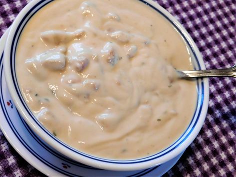 Captain Parker's Clam Chowder Best Clam Chowder Recipe, Clam Chowder Recipe, New England Clam Chowder, Bread Pull Apart Recipes, Bisque Recipe, Salt Pork, Chowder Recipe, Winter Soups, Clam Chowder