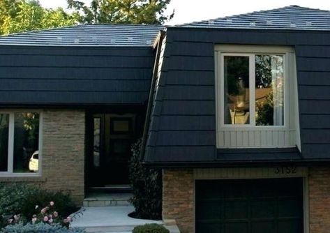 1970's split-level Mansard roof home. Flat Roof Extension, Types Of Roofing Materials, Sheet Metal Roofing, Best Roofing, Fibreglass Roof, Mansard Roof, Roof Extension, Roof Maintenance, Metal Roofing