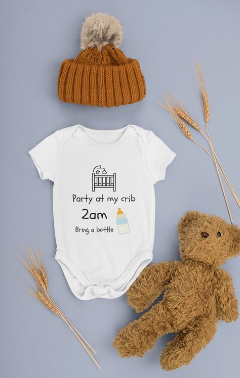 Party at my crib' baby bodysuit with humorous slogan. Auntie Baby, Funny Baby Gifts, Pregnancy Announcement Onesie, Personalized Baby Onesies, Baby Niece, Personalized Onesie, Baby Soft Skin, New Baby Announcements, Parents Baby