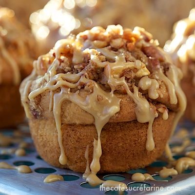 Buttermilk Muffins, Cinnamon Crumble, Caramel Apple, Bagels, Muffin Recipes, Apple Recipes, Tortillas, Coffee Cake, Caramel Apples