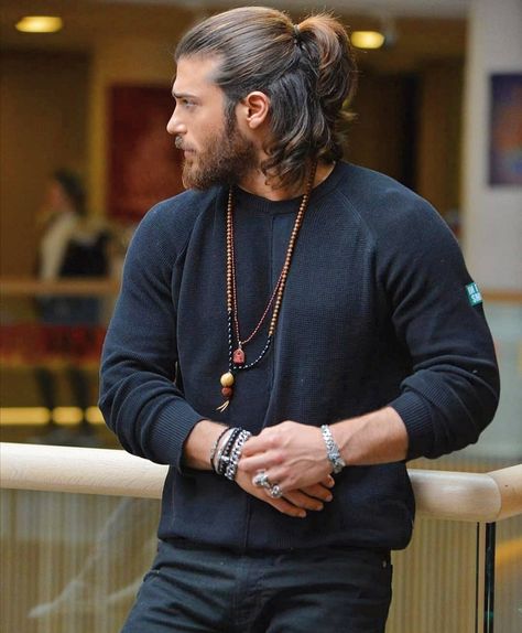 Man With Long Hair, Long Hair Beard, Man Bun Hairstyles, Mens Hairstyles With Beard, Gents Hair Style, Men's Long Hairstyles, Men Haircut Styles, Erkenci Kus, Athletic Hairstyles