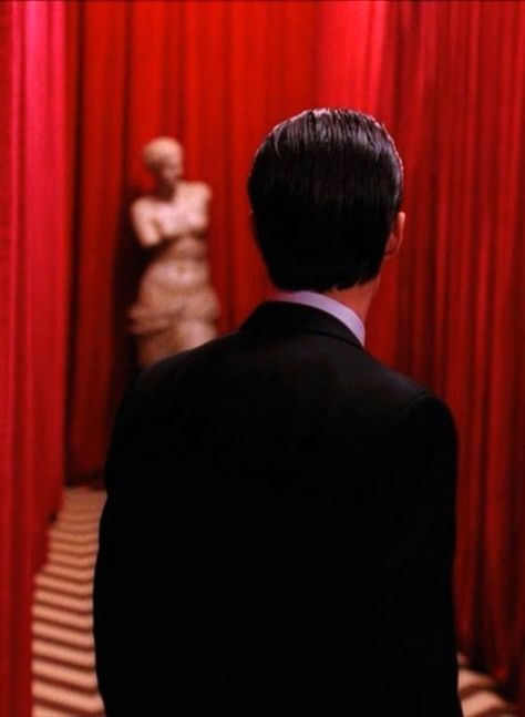 Dale Cooper - Into the Black Lodge Black Lodge, Twin Peaks, A Man, Red, Black