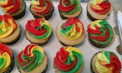 cupcakes decorated to match Colores Kids logo; almond cupcakes with yellow, red, and green swirled vanilla buttercream Almond Cupcakes, Yellow Cupcakes, Orange Cupcakes, Sonic Party, Yellow Cups, Cup Logo, Vanilla Buttercream, Red Green Yellow, Kids Logo