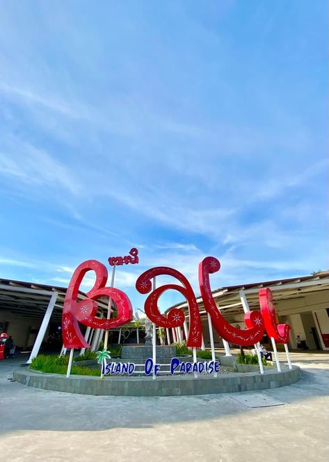 Bali Snapchat Story, Bandara Ngurah Rai Bali Aesthetic, Bandara Bali, Bali Aesthetic, Perjalanan Kota, Beach Instagram Pictures, Spirit Animal Art, Bali Island, Alam Yang Indah