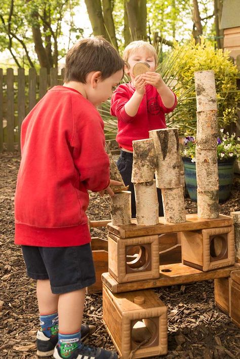 Loose Parts Playground, Loose Parts Play Outdoor, Loose Parts Construction Area, Outdoor Loose Parts, Outdoor Loose Parts Storage, Loose Parts School Age, Loose Parts Outside Natural Play, Outdoor Learning Spaces Early Childhood, Ece Environments