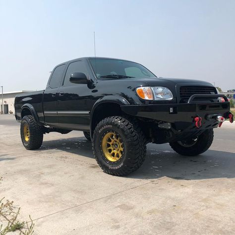 Another customer showing off his #bruteforcefab 1st gen Tundra front bumper 1st Gen Tundra, Tundra Overland, Toyota Prerunner, Tundra Mods, Toyota Tundra Off Road, Toyota Tundra Accessories, Toyota Sequioa, Toyota Tundra 4x4, Pickup Trucks Toyota