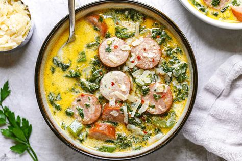 Creamy Sausage Soup Recipe With Green Vegetables – Green Sausage Soup Recipe — Eatwell101 Sausage Zucchini Soup, Green Vegetable Recipes, Sausage Soup Recipes, Chicken Fajita Casserole, Recipe Using Chicken, Leftovers Soup, Roasted Chicken Breast, Sausage Soup, Keto Soup