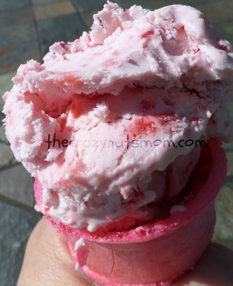 homemade cherry ice cream recipe - just 4 ingredients - Eat Travel Life Cherry Nut Ice Cream Recipe, Homemade Cherry Ice Cream, Quick Ice Cream, Freezer Desserts Recipes, Cherry Ice Cream Recipe, Freezer Desserts, Sweet Bread Rolls, Tupperware Recipes, Ice Cream Drinks