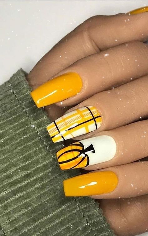 Yellow Plaid & Pumpkin Nails Yellow Halloween Nails, Orange Plaid Nails, Pumpkin Nails Fall, Horror Nails, Plaid Pumpkin, Yellow Nail Art, Fall Nail Ideas, Yellow Nails Design, Halloween Acrylic Nails