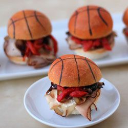 #Basketball Buns! These would be perfect for a March Madness party. March Madness Party Food, Blackened Turkey, March Madness Snacks, Basketball Food, March Madness Parties, Sports Snacks, Basketball Baby Shower, Frozen Dinner Rolls, Basketball Birthday Parties