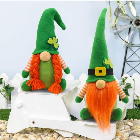 Irish Decorations, Sant Patrick, Shamrock Pattern, St Patricks Crafts, Elf Decorations, Irish Decor, Girl Gnome, Gnome Gift, St. Patricks Day