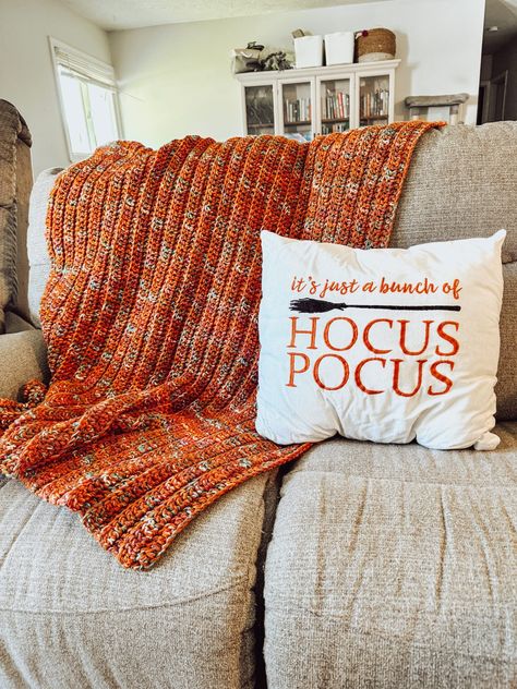 Beginner Friendly Free Crochet Blanket Pattern- Perfect Fall Blanket - Sierra's Crafty Creations Crochet Spider Web, Autumn Blanket, Crochet Candy, Cable Headband, Spring Crochet, Ribbed Crochet, Crochet Button, Fall Blanket, Fall Crochet