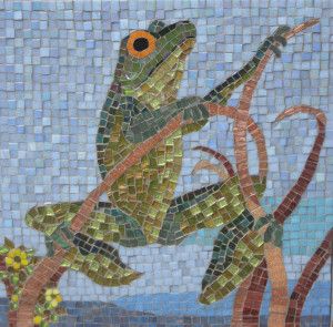 Rock Mosaic, Mosaic Tiles Crafts, Mosaic Art Diy, Mosaic Rocks, Mosaic Inspiration, Mosaic Garden Art, Mosaic Animals, Mosaic Birds, Mosaic Art Projects