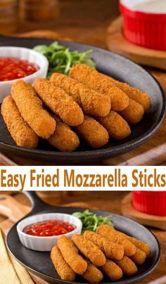 Friendsgiving Recipes Appetizers, Fried Mozzarella Sticks, Pilsbury Recipes, Cheese Sticks Recipe, Fried Mozzarella, Mozzarella Sticks Recipe, Appetizers Christmas, Appetizer Dishes, Mozzarella Sticks