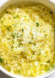 Lemon Garlic Butter Spaghetti Squash — Eatwell101 #easyspaghettisquash Garlic Butter Spaghetti, Spaghetti Squash Sauce, Spaghetti Squash Recipes Chicken, Spaghetti Squash Recipes Vegan, Butter Spaghetti, Healthy Squash Recipes, Spaghetti Squash Recipes Healthy, Spaghetti Squash Recipes Easy, Lemon Garlic Butter Sauce